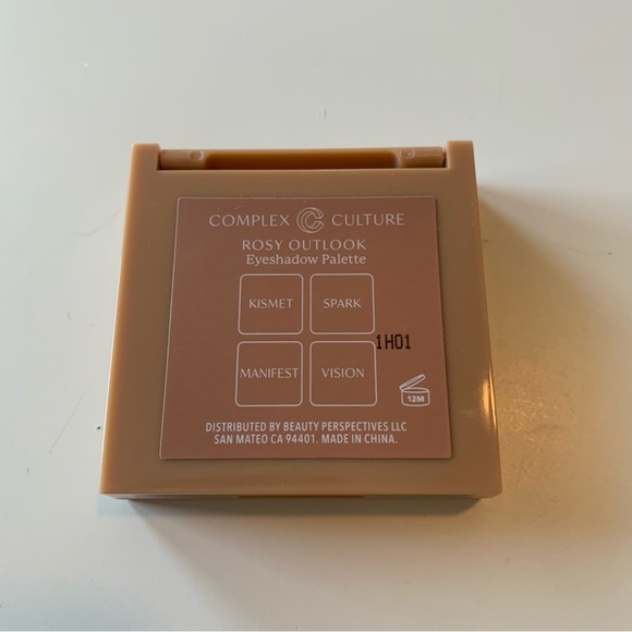 ✨5 FOR $25✨ NEW Complex Culture Eyeshadow Palette in Rosy Outlook - Picture 4 of 10